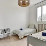Villa Big House - Parking Privee - Piscine - Wifi - Equipee