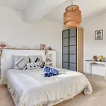Villa Big House - Parking Privee - Piscine - Wifi - Equipee