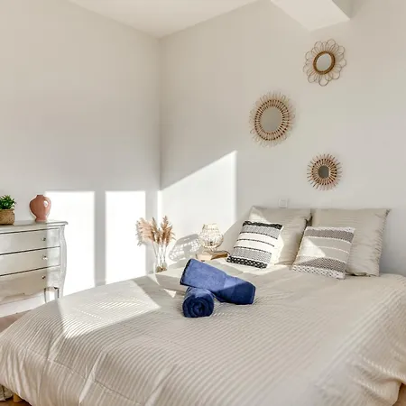 Big House - Parking Privee - Piscine - Wifi - Equipee Villa *