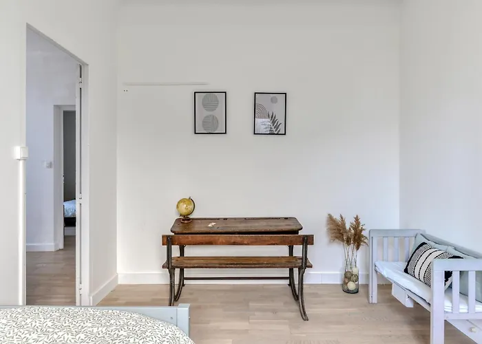 Big House - Parking Privee - Piscine - Wifi - Equipee Villa