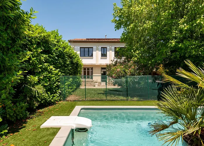 Big House - Parking Privee - Piscine - Wifi - Equipee Villa