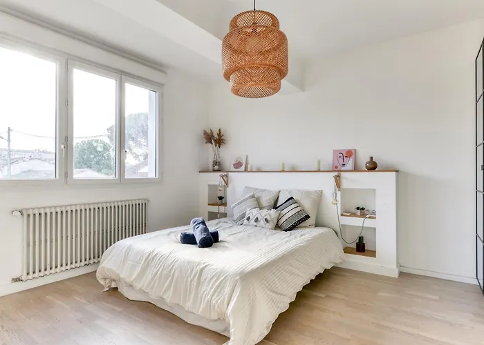 Big House - Parking Privee - Piscine - Wifi - Equipee Carcassonne