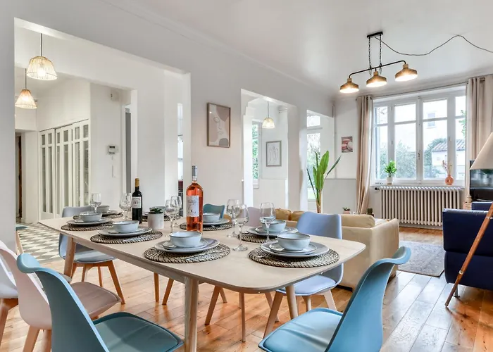 Villa Big House - Parking Privee - Piscine - Wifi - Equipee